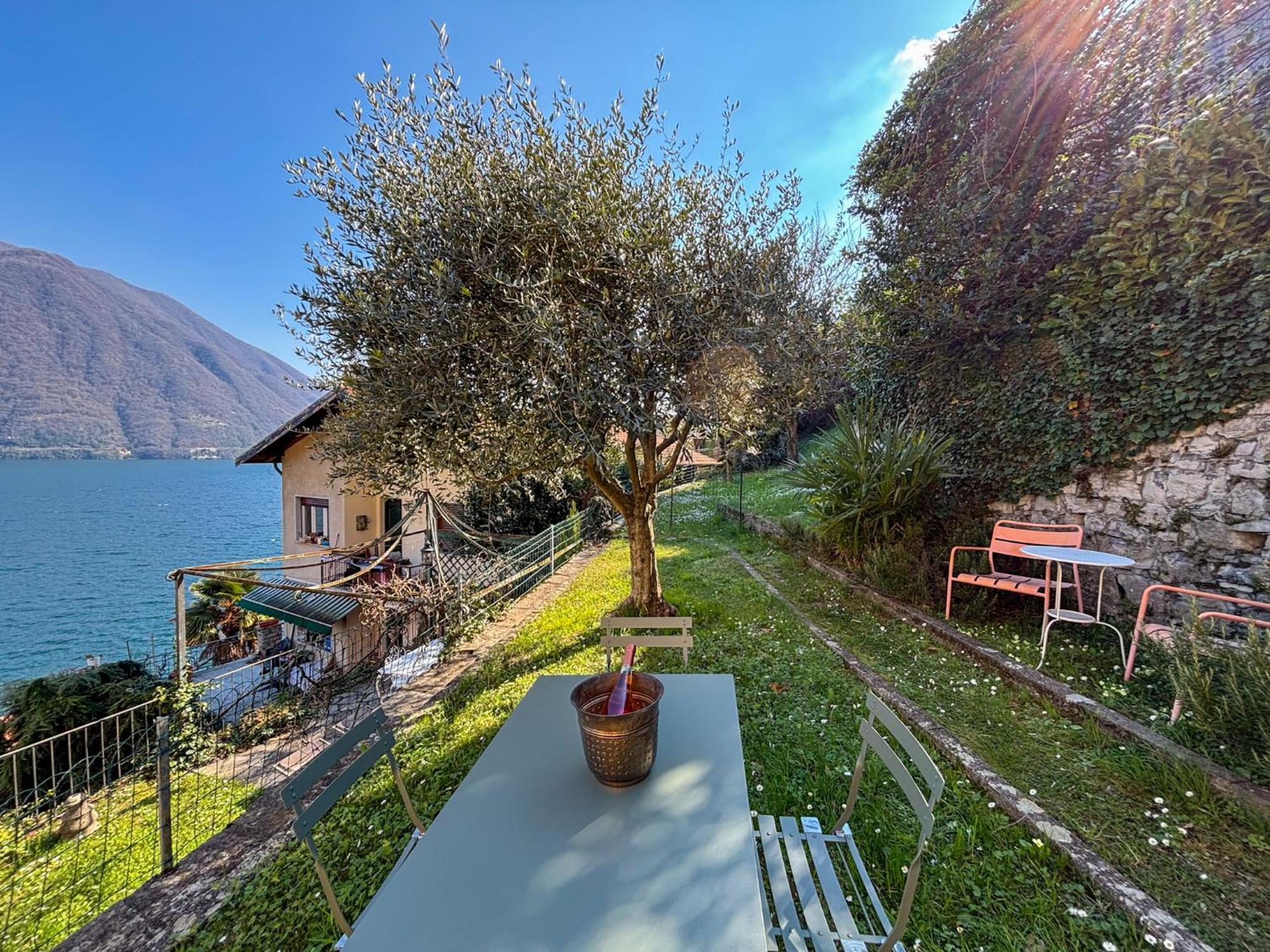 Villa Peroni Argegno - View House Exterior photo