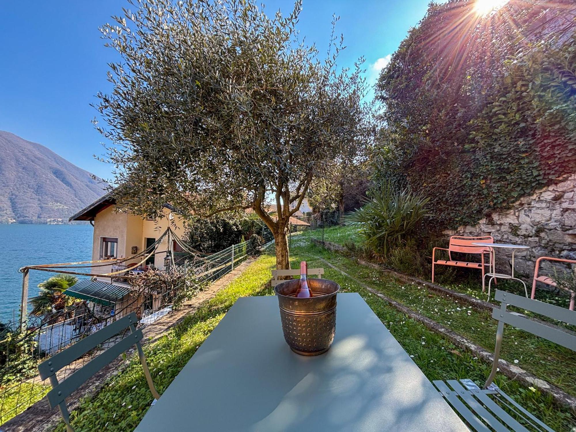 Villa Peroni Argegno - View House Exterior photo